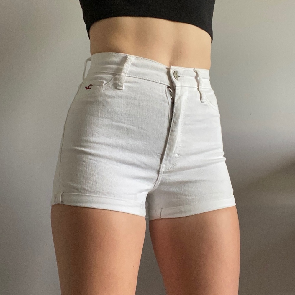 Hollister White High Rise Denim Shorts Size 00